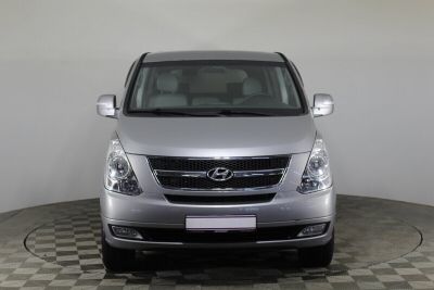 Hyundai Grand Starex, 2.5 л, АКПП, 2014 фото 7