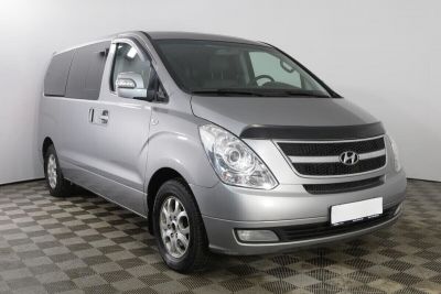 Hyundai Grand Starex, 2.5 л, АКПП, 2014 фото 5