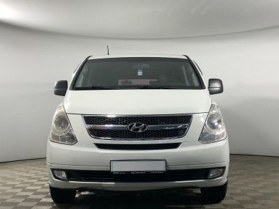 Hyundai Grand Starex, 2.5 л, АКПП, 2014 фото 5