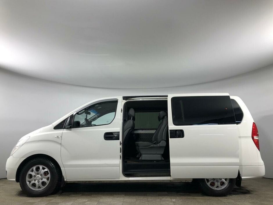 Hyundai Grand Starex, 2.5 л, АТ, 2014 фото 7