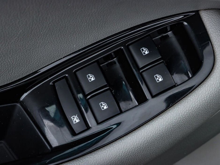 Chevrolet Orlando, 1.8 л, АТ, 2015 фото 2