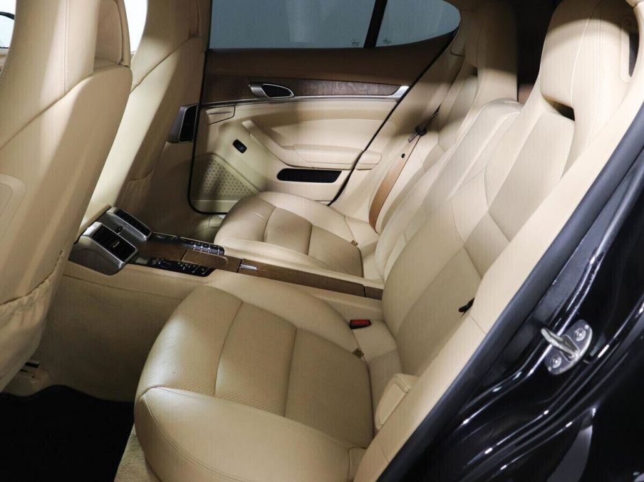 Porsche Panamera, 4.8 л, Робот, 2010 фото 1