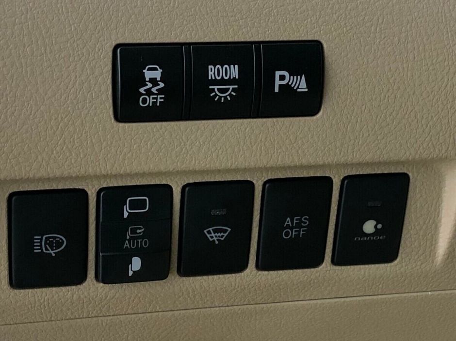 Toyota Alphard, 3.5 л, АТ, 2012 фото 16