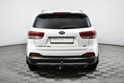 Kia Sorento, 2.2 л, АКПП, 2017 фото 8