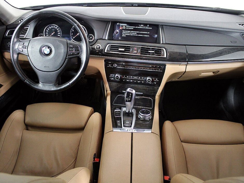 BMW 7 серии, 3.0 л, АТ, 2012 фото 7