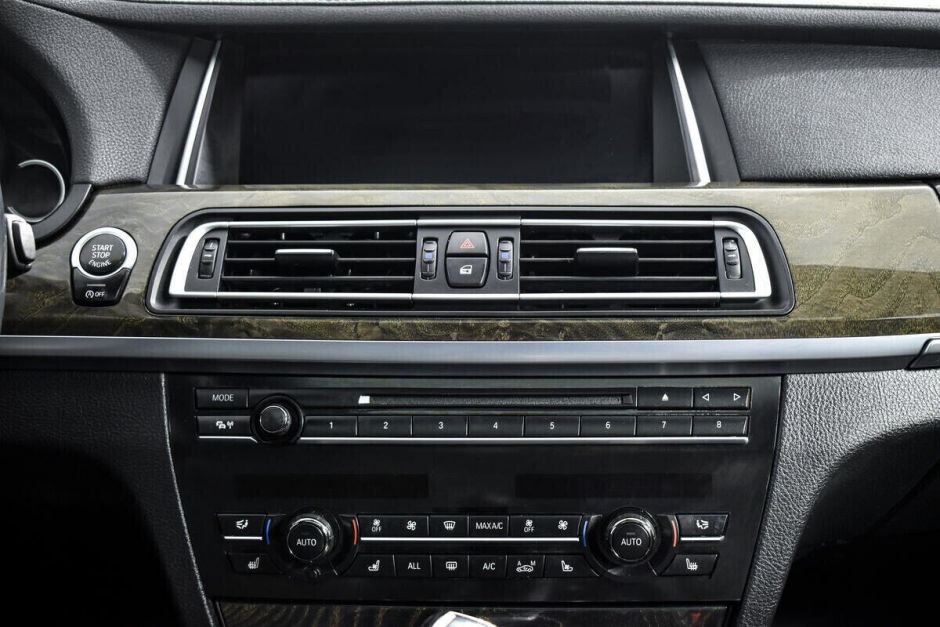 BMW 7 серии, 3.0 л, АТ, 2012 фото 2