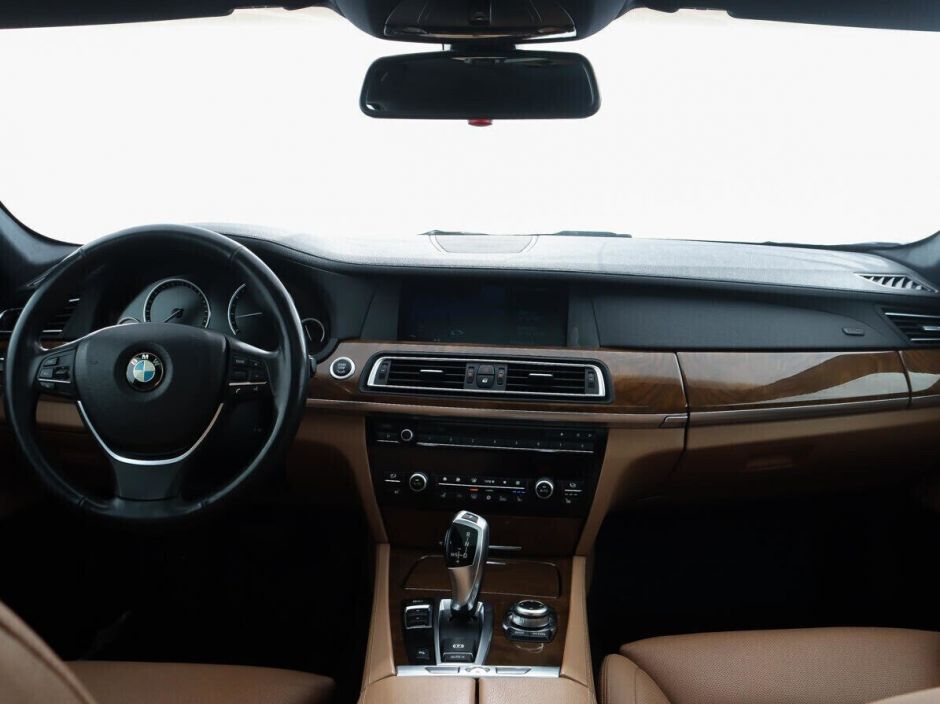 BMW 7 серии, 4.4 л, АТ, 2010 фото 10