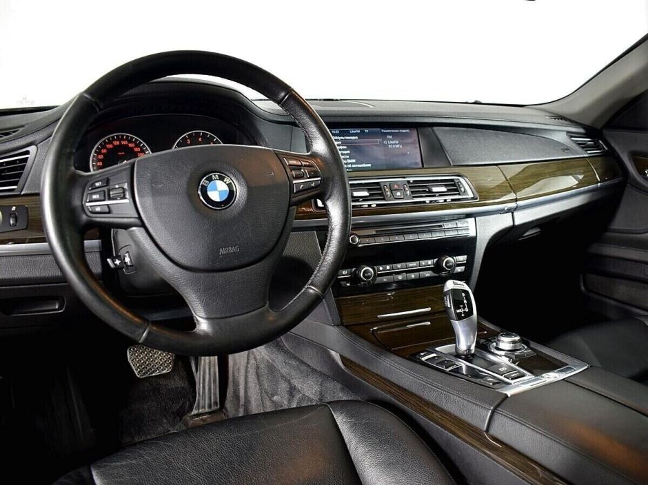 BMW 7 серии, 4.4 л, АТ, 2011 фото 13