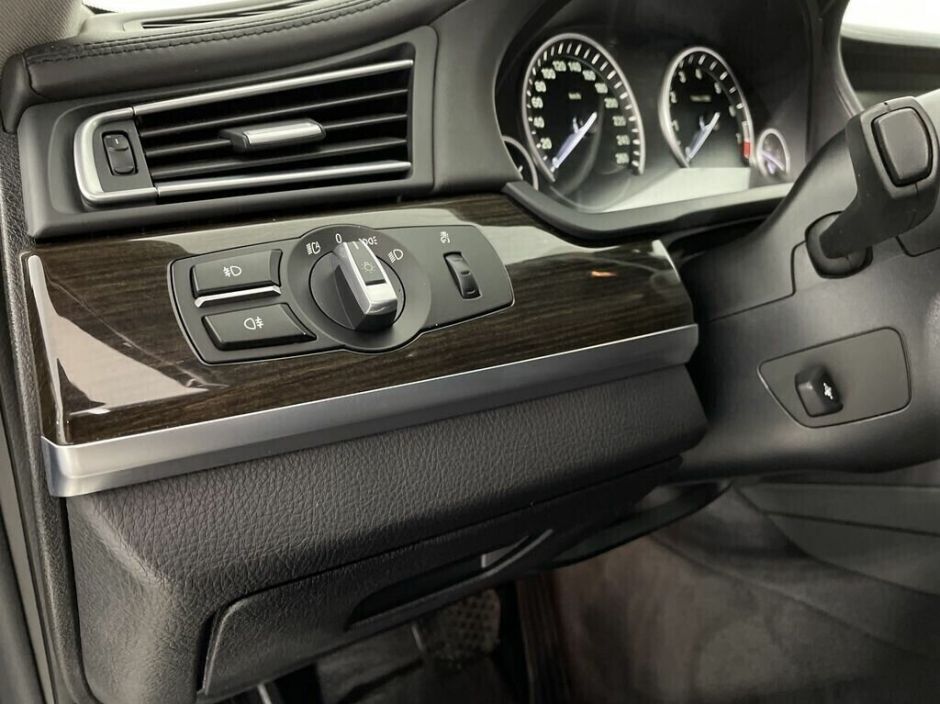 BMW 7 серии, 4.4 л, АТ, 2011 фото 13