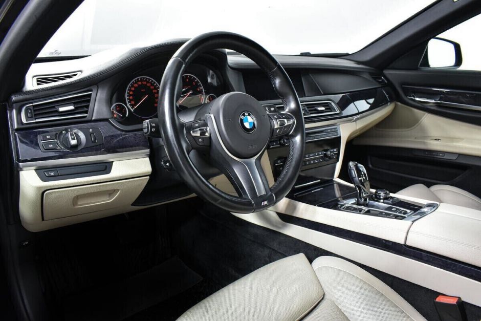 BMW 7 серии, 4.4 л, АТ, 2010 фото 12