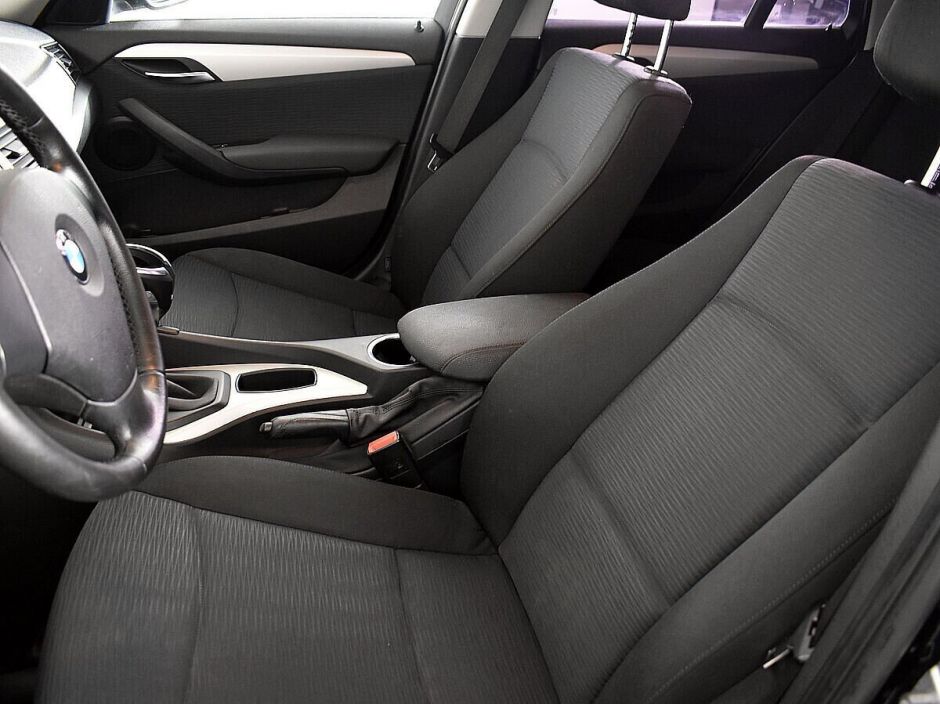 BMW X1, 2.0 л, АТ, 2012 фото 1