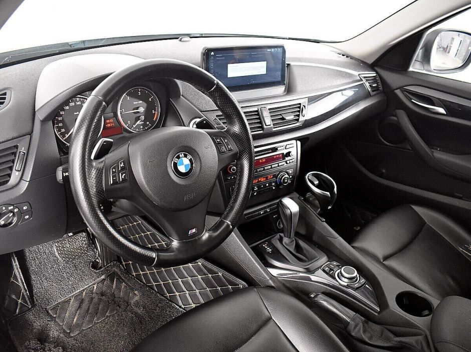 BMW X1, 2.0 л, АТ, 2010 фото 10