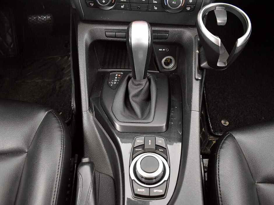 BMW X1, 2.0 л, АТ, 2010 фото 2