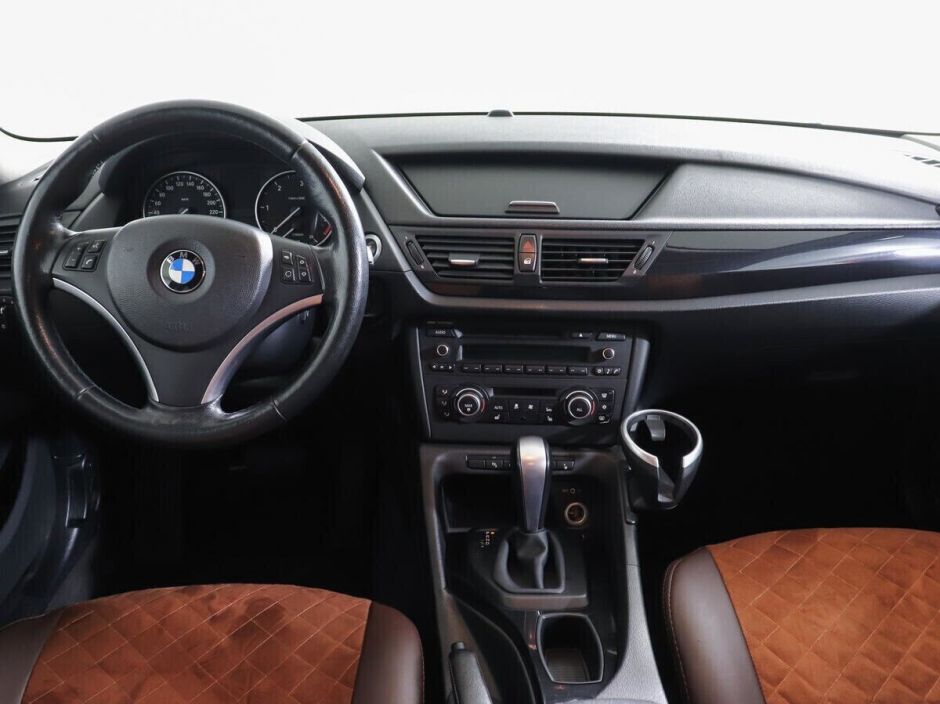 BMW X1, 2.0 л, АТ, 2010 фото 12