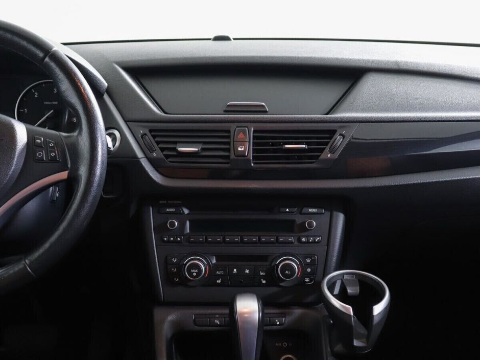 BMW X1, 2.0 л, АТ, 2010 фото 13