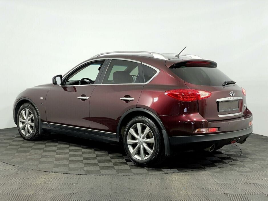 Infiniti QX50, 2.5 л, АТ, 2014 фото 6