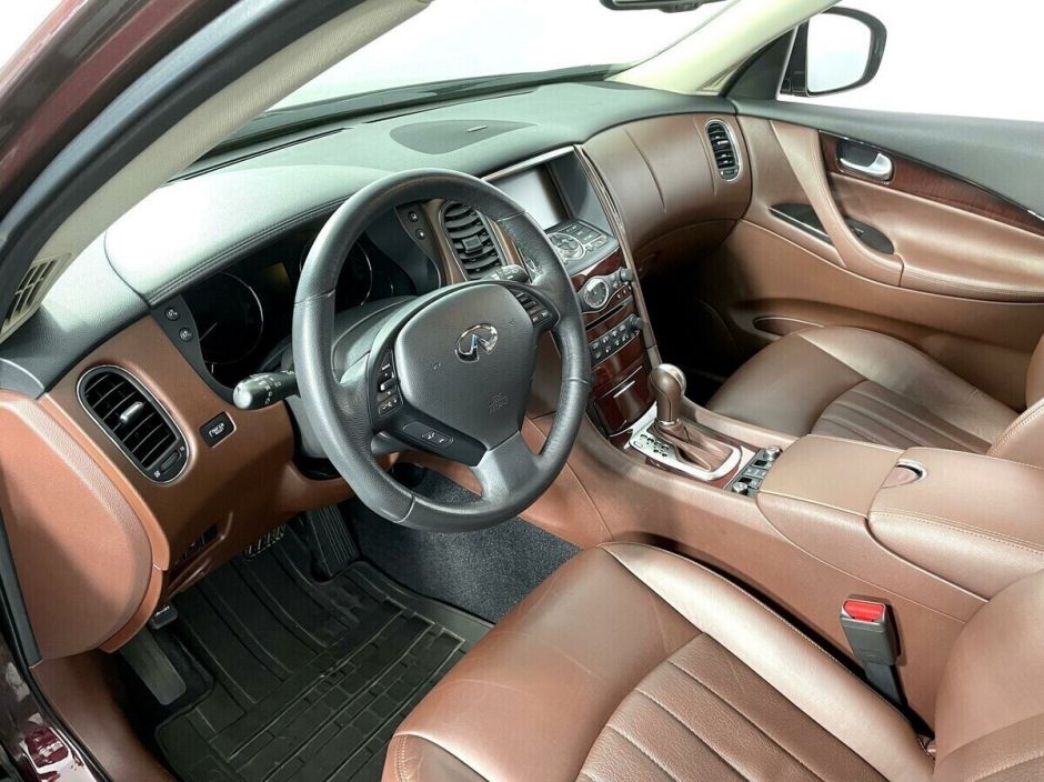 Infiniti QX50, 2.5 л, АТ, 2014 фото 11
