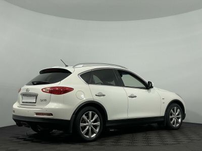 Infiniti QX50, 2.5 л, АКПП, 2015 фото 4