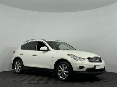 Infiniti QX50, 2.5 л, АКПП, 2015 фото 5