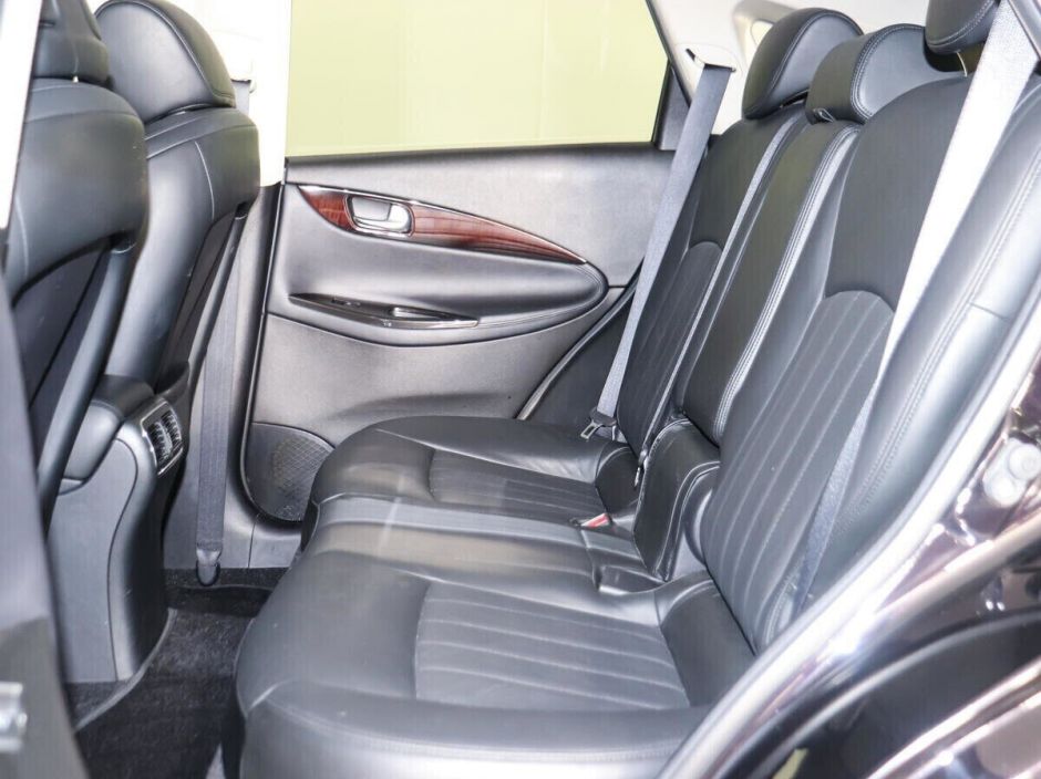 Infiniti QX50, 2.5 л, АТ, 2013 фото 1