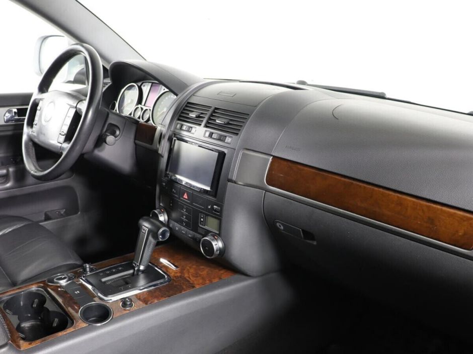 Volkswagen Touareg, 3.0 л, АТ, 2007 фото 9