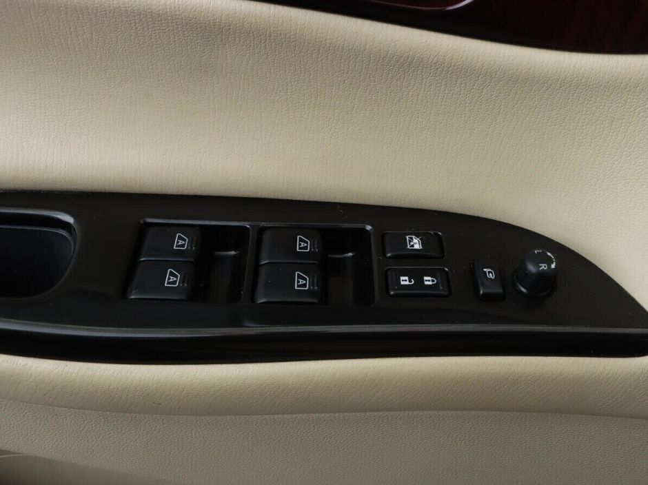 Infiniti QX50, 2.5 л, АТ, 2013 фото 17