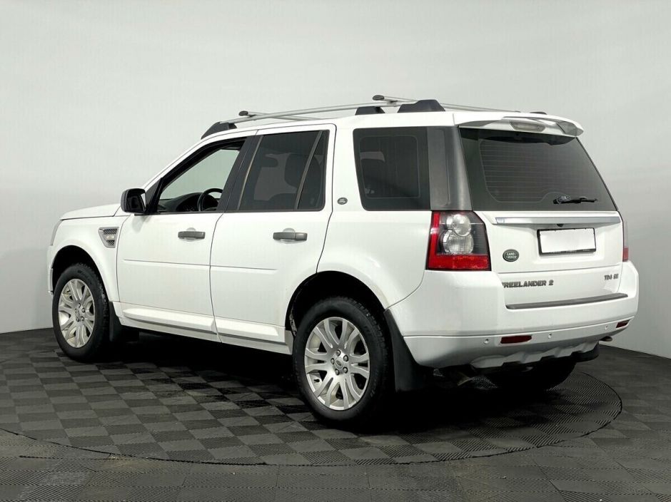 Land Rover Freelander, 2.2 л, АТ, 2011 фото 8