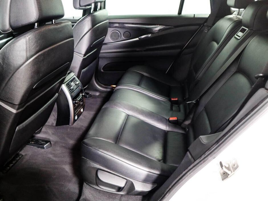 BMW 5 серии, 3.0 л, АТ, 2013 фото 2