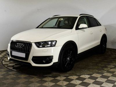 Audi Q3, 2.0 л, РКПП, 2011 фото 3