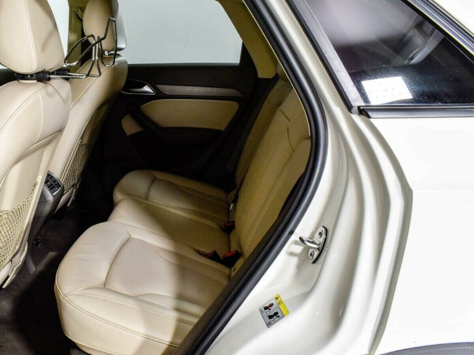 Audi Q3, 2.0 л, Робот, 2011 фото 1