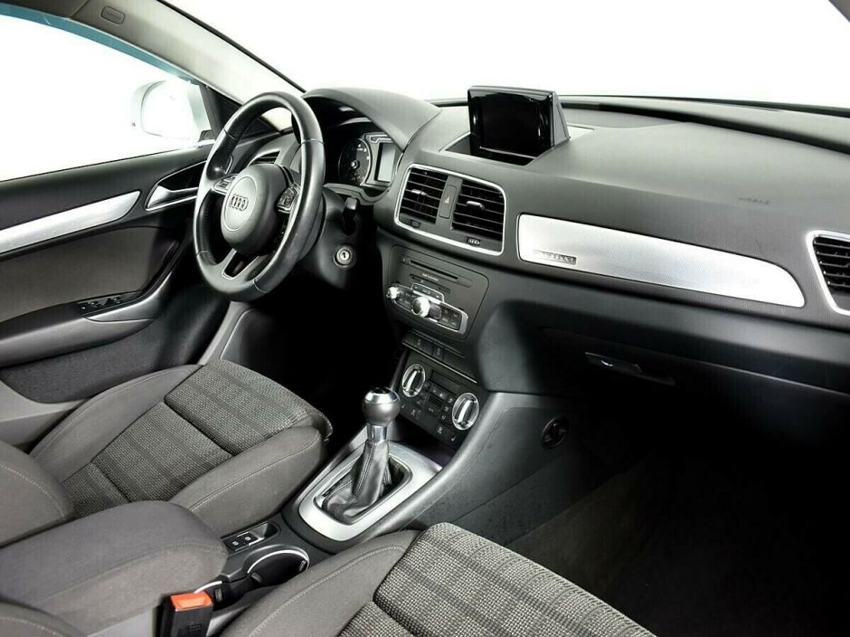 Audi Q3, 2.0 л, Робот, 2011 фото 2
