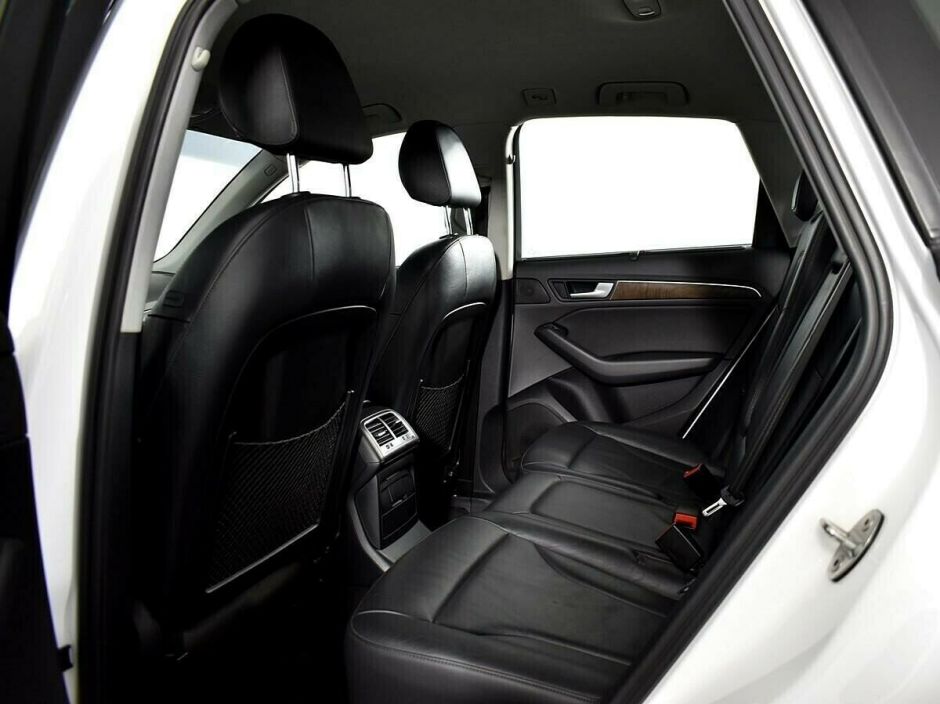 Audi Q5, 2.0 л, АТ, 2012 фото 1