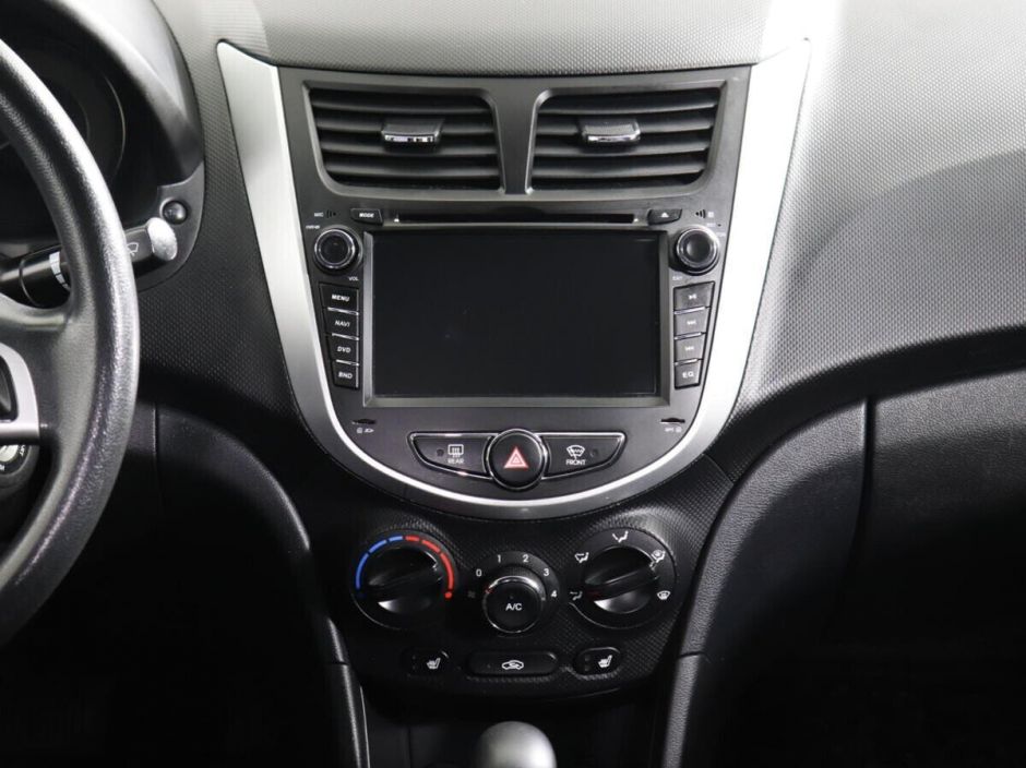 Hyundai Solaris, 1.6 л, МТ, 2014 фото 2