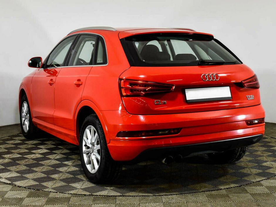 Audi Q3, 2.0 л, Робот, 2015 фото 6