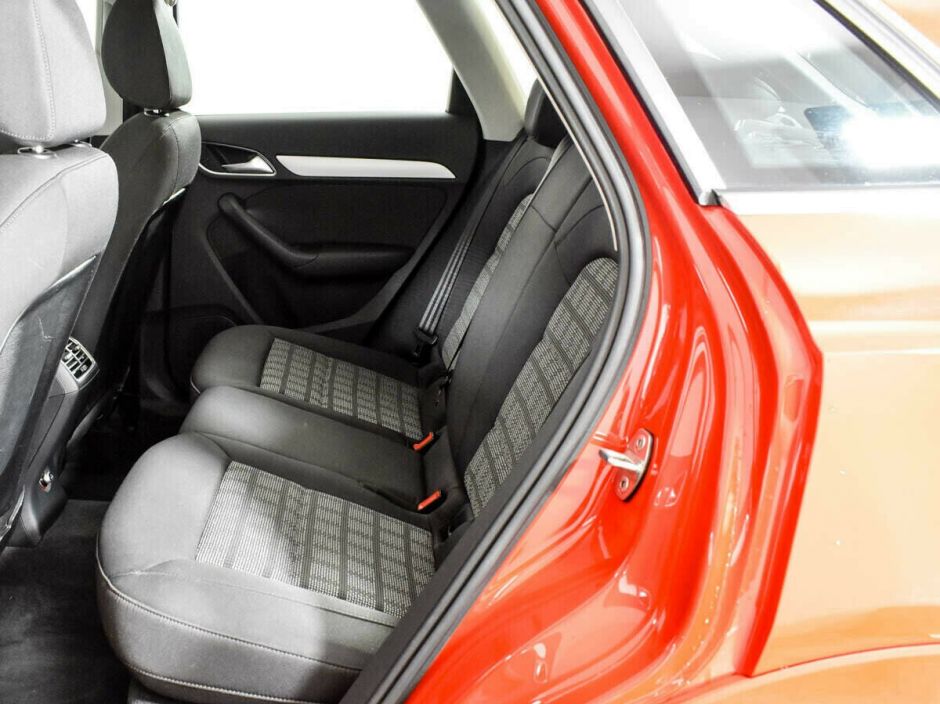 Audi Q3, 2.0 л, Робот, 2015 фото 1