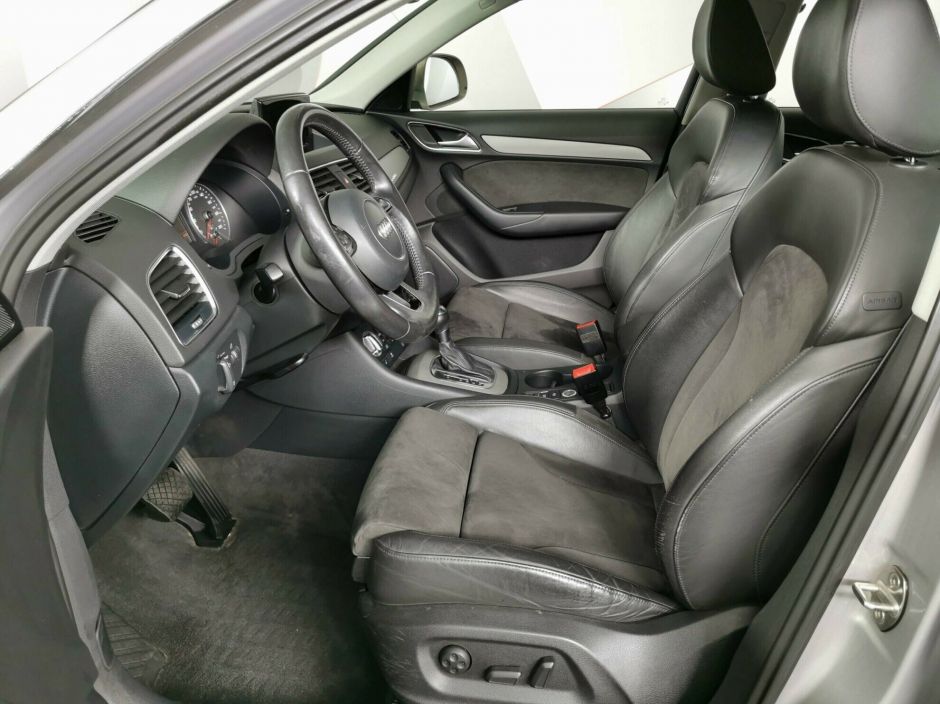 Audi Q3, 2.0 л, Робот, 2013 фото 8