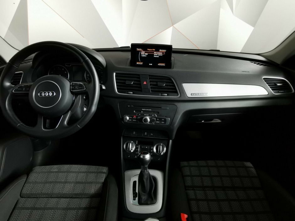 Audi Q3, 2.0 л, Робот, 2012 фото 2