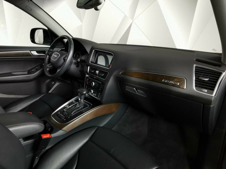 Audi Q5, 2.0 л, АТ, 2016 фото 2