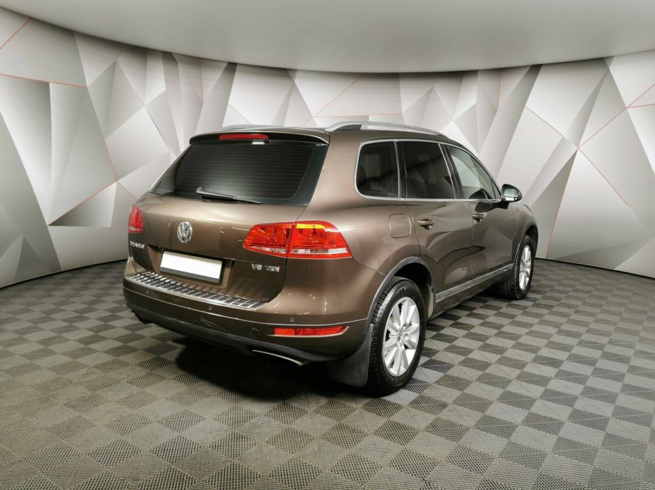 Volkswagen Touareg, 3.0 л, АТ, 2012 фото 4
