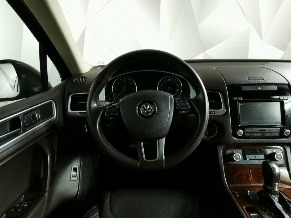Volkswagen Touareg, 3.0 л, АТ, 2012 фото 8
