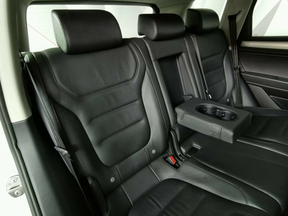 Volkswagen Touareg, 3.6 л, АТ, 2012 фото 1