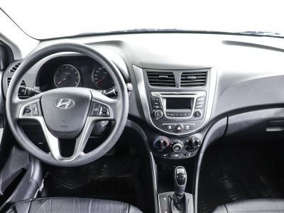 Hyundai Solaris, 1.6 л, АКПП, 2015 фото 8