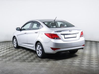 Hyundai Solaris, 1.6 л, МКПП, 2015 фото 6