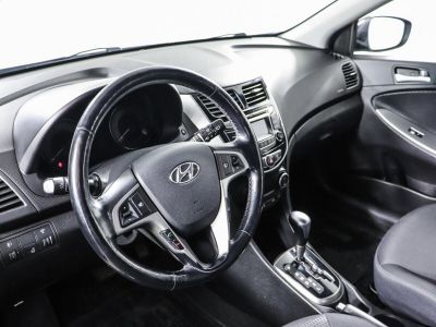 Hyundai Solaris, 1.6 л, АКПП, 2015 фото 7