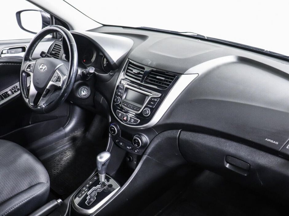 Hyundai Solaris, 1.6 л, АТ, 2015 фото 9