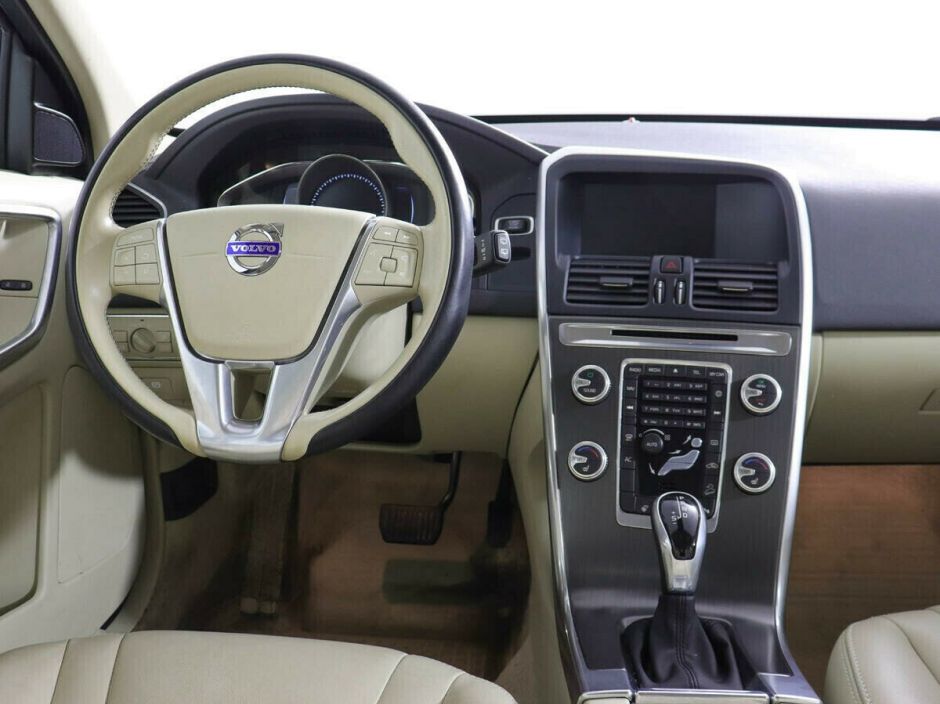 Volvo XC60, 2.4 л, АТ, 2013 фото 8