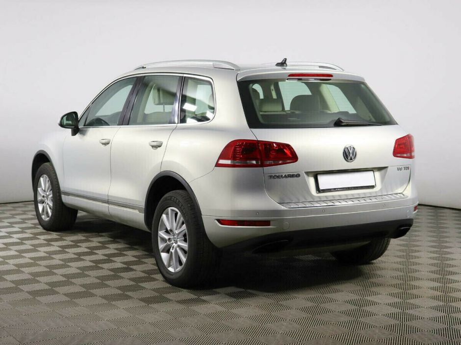 Volkswagen Touareg, 3.0 л, АТ, 2012 фото 6
