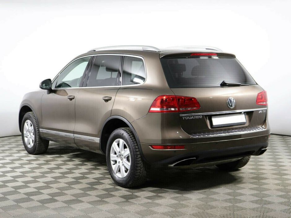 Volkswagen Touareg, 3.0 л, АТ, 2012 фото 6