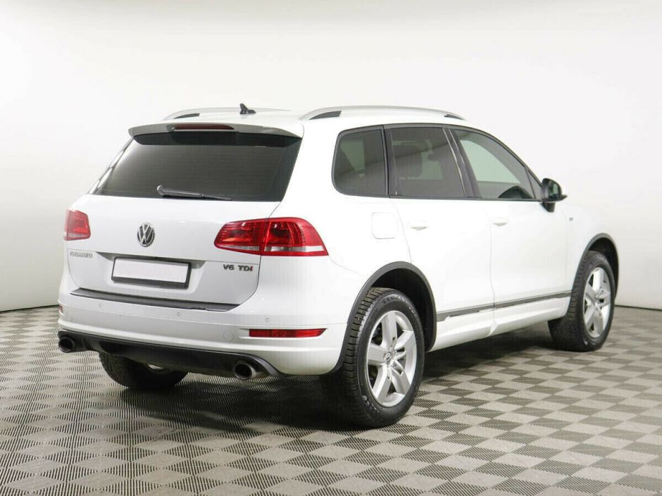 Volkswagen Touareg, 3.0 л, АТ, 2011 фото 6