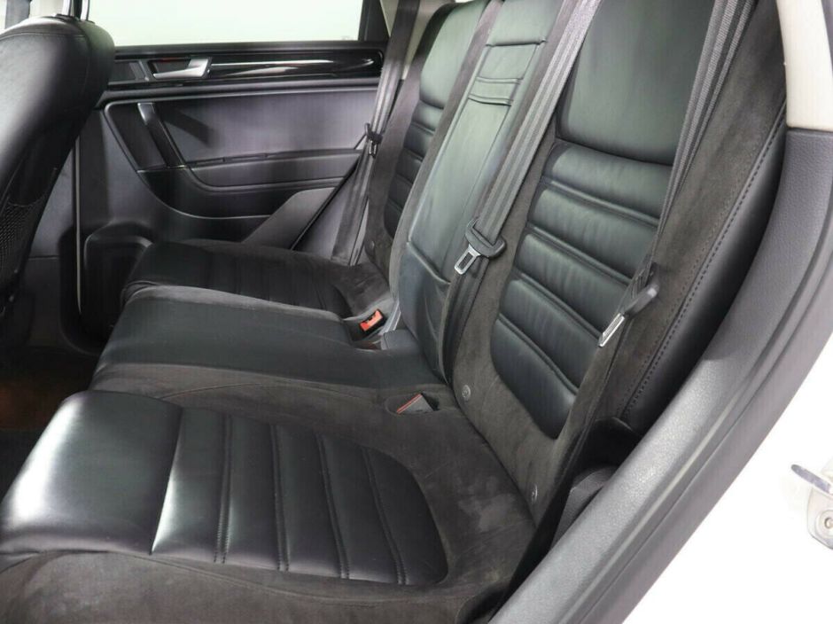 Volkswagen Touareg, 3.0 л, АТ, 2011 фото 9